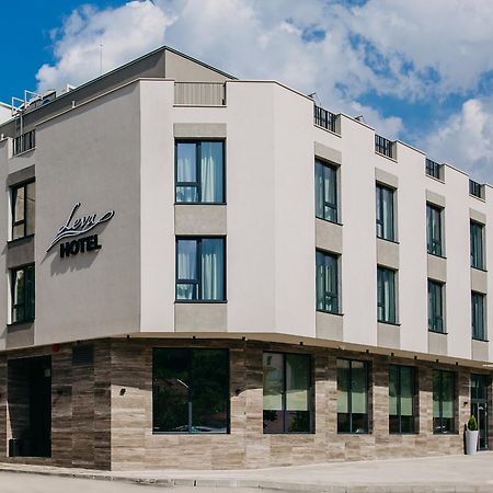 Hotel Leva - Vratsa エクステリア 写真