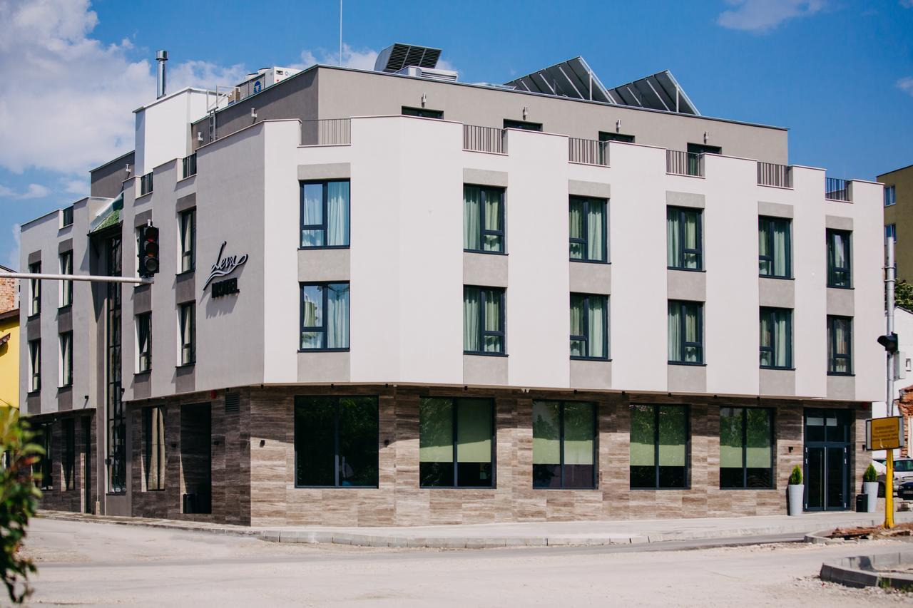 Hotel Leva - Vratsa エクステリア 写真