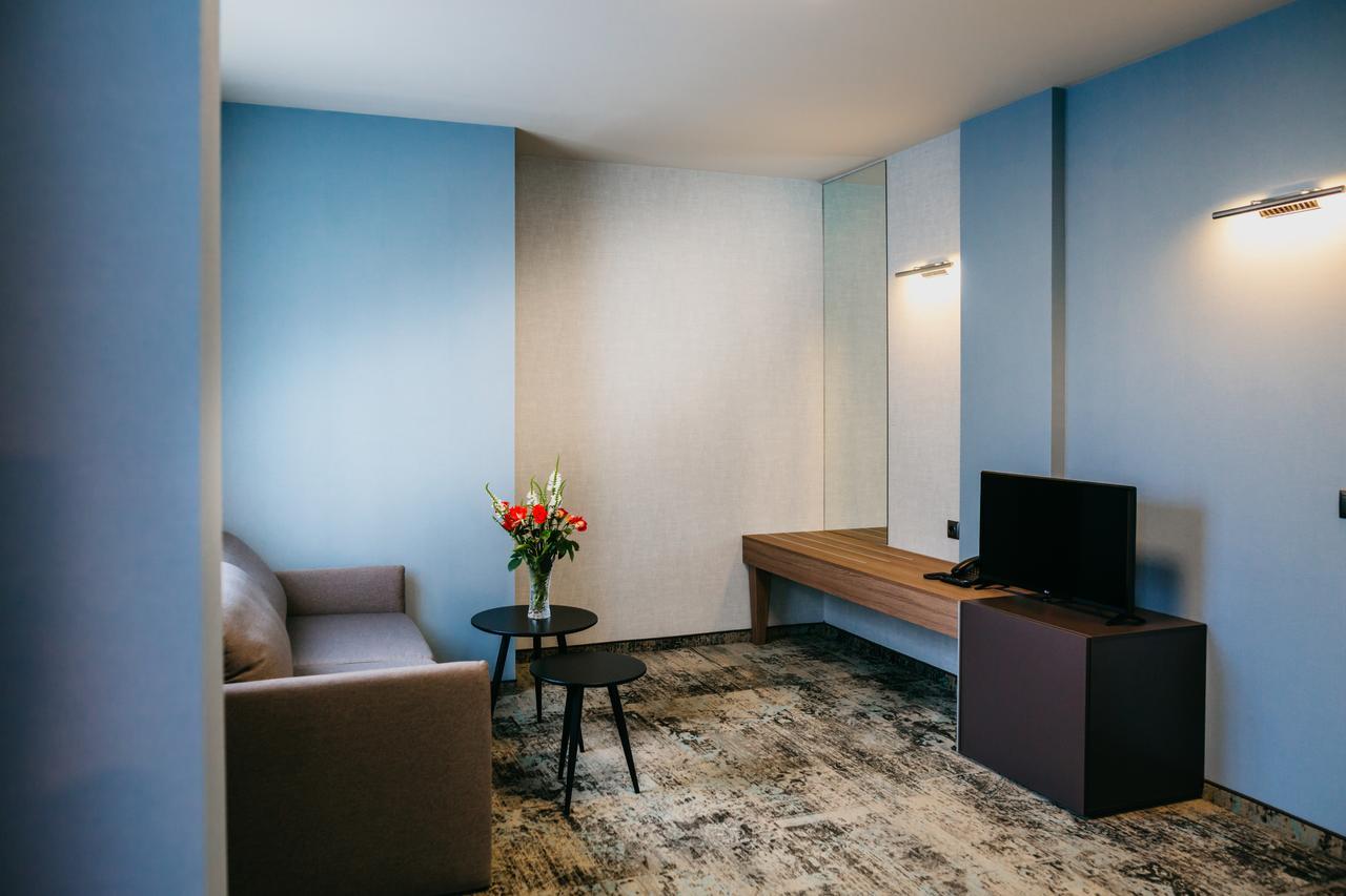 Hotel Leva - Vratsa エクステリア 写真
