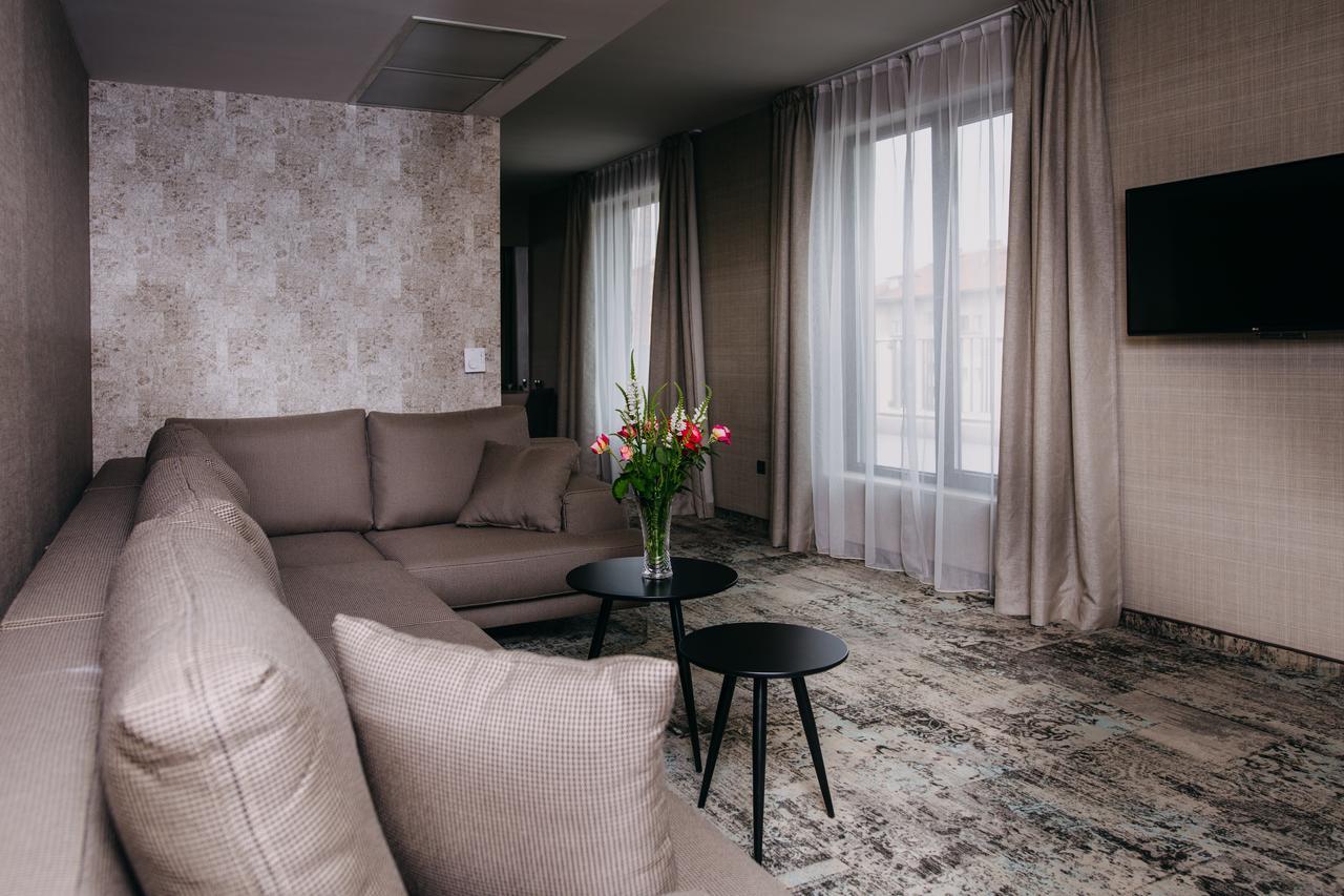 Hotel Leva - Vratsa エクステリア 写真