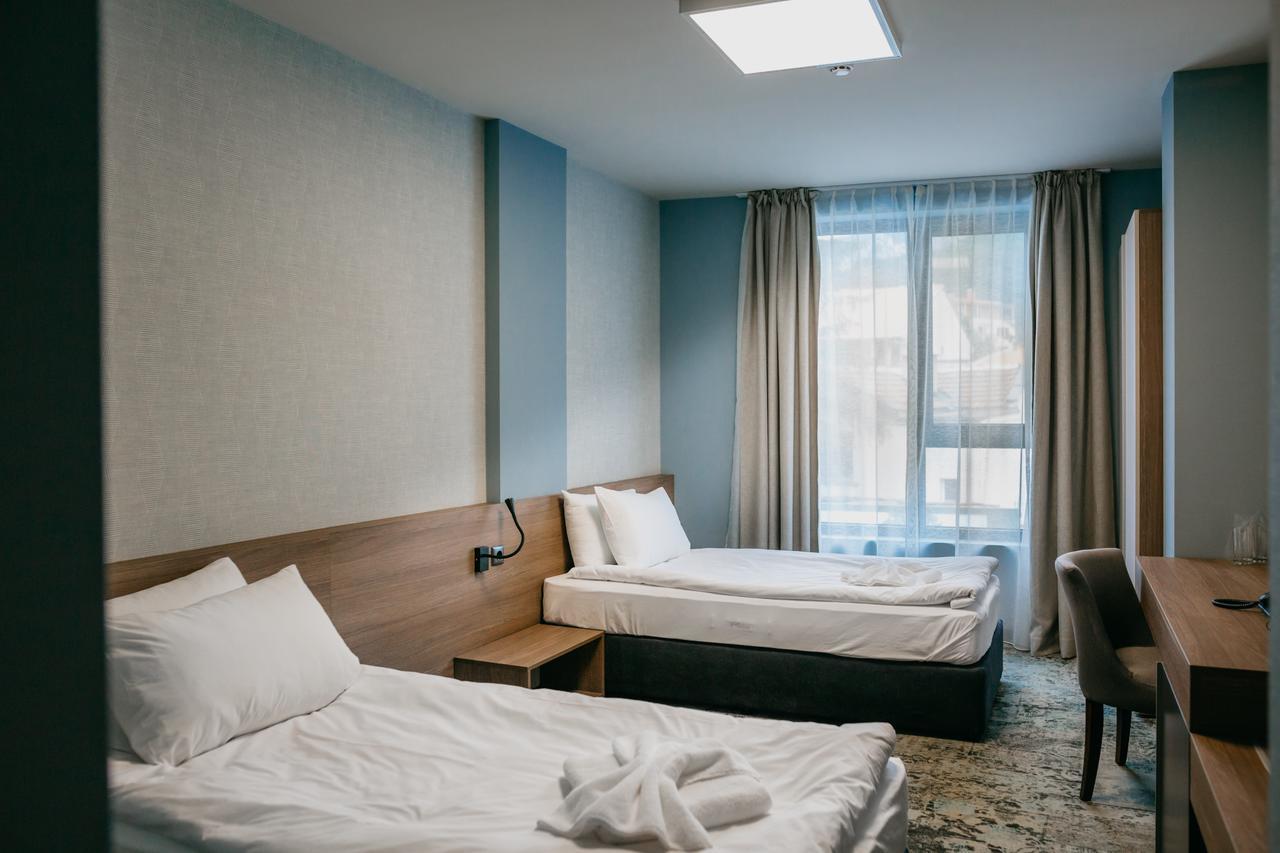 Hotel Leva - Vratsa エクステリア 写真