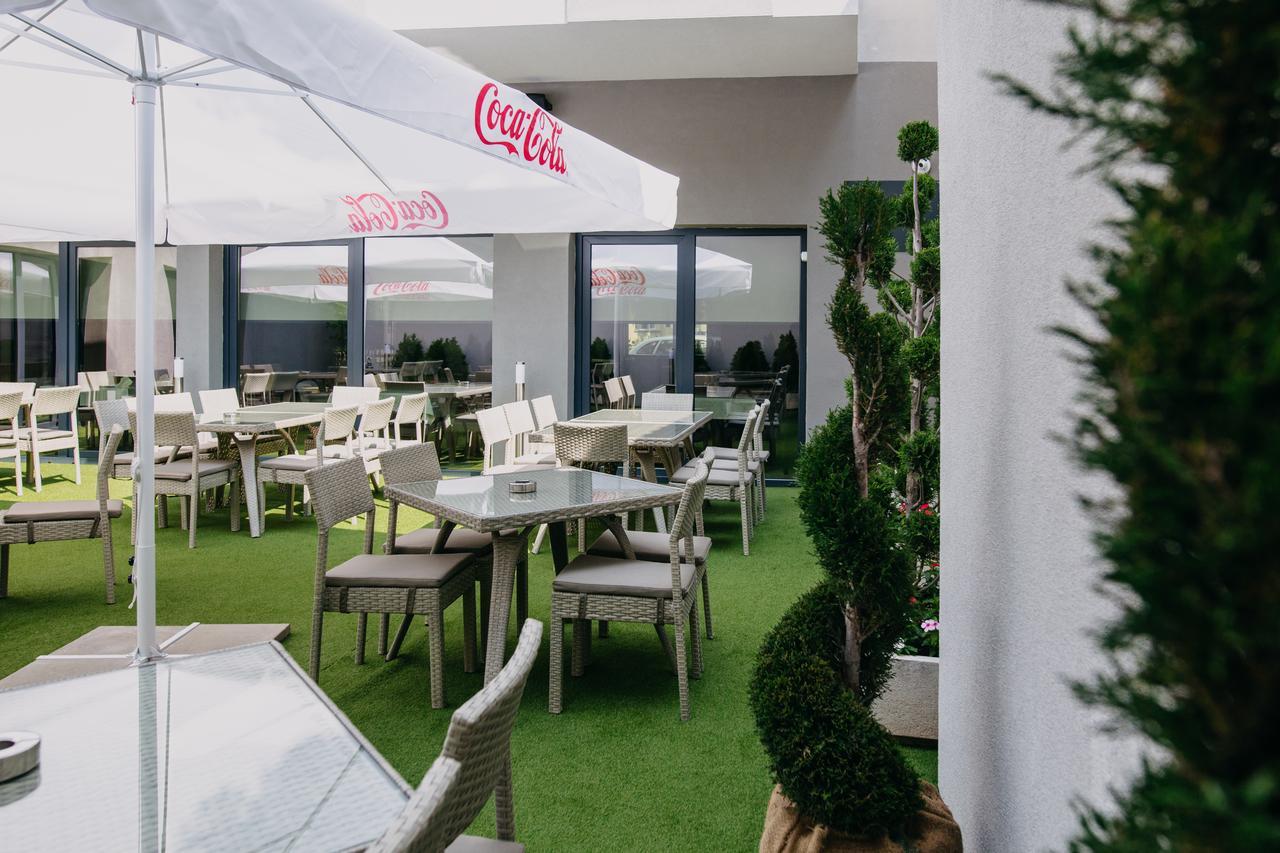Hotel Leva - Vratsa エクステリア 写真