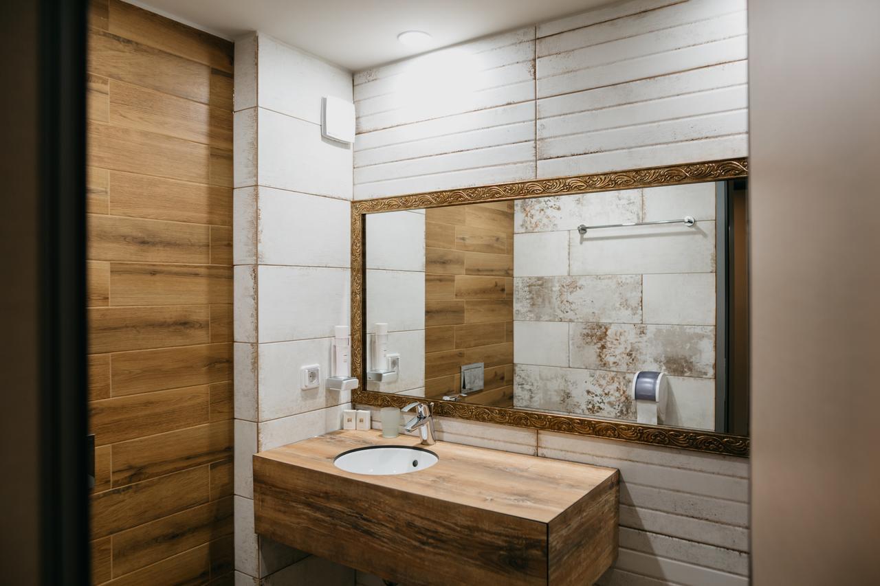 Hotel Leva - Vratsa エクステリア 写真