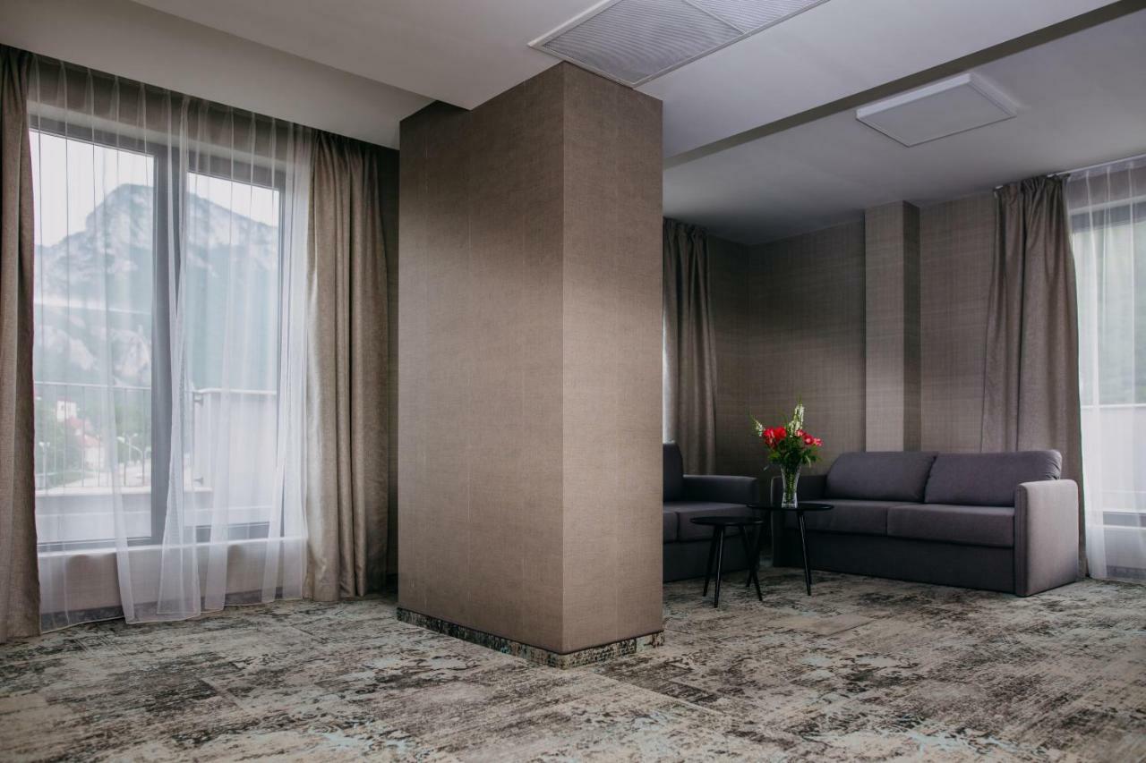 Hotel Leva - Vratsa エクステリア 写真